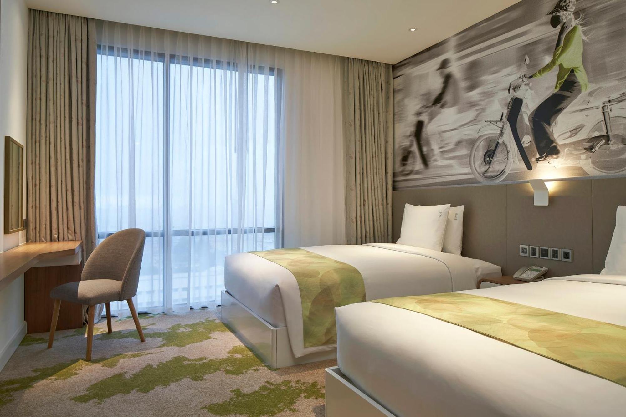 Holiday Inn & Suites Saigon Airport By Ihg Ciudad Ho Chi Minh  Exterior foto